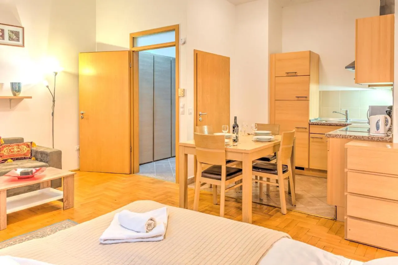 Budapest Central Apartments 0*,  Hungary