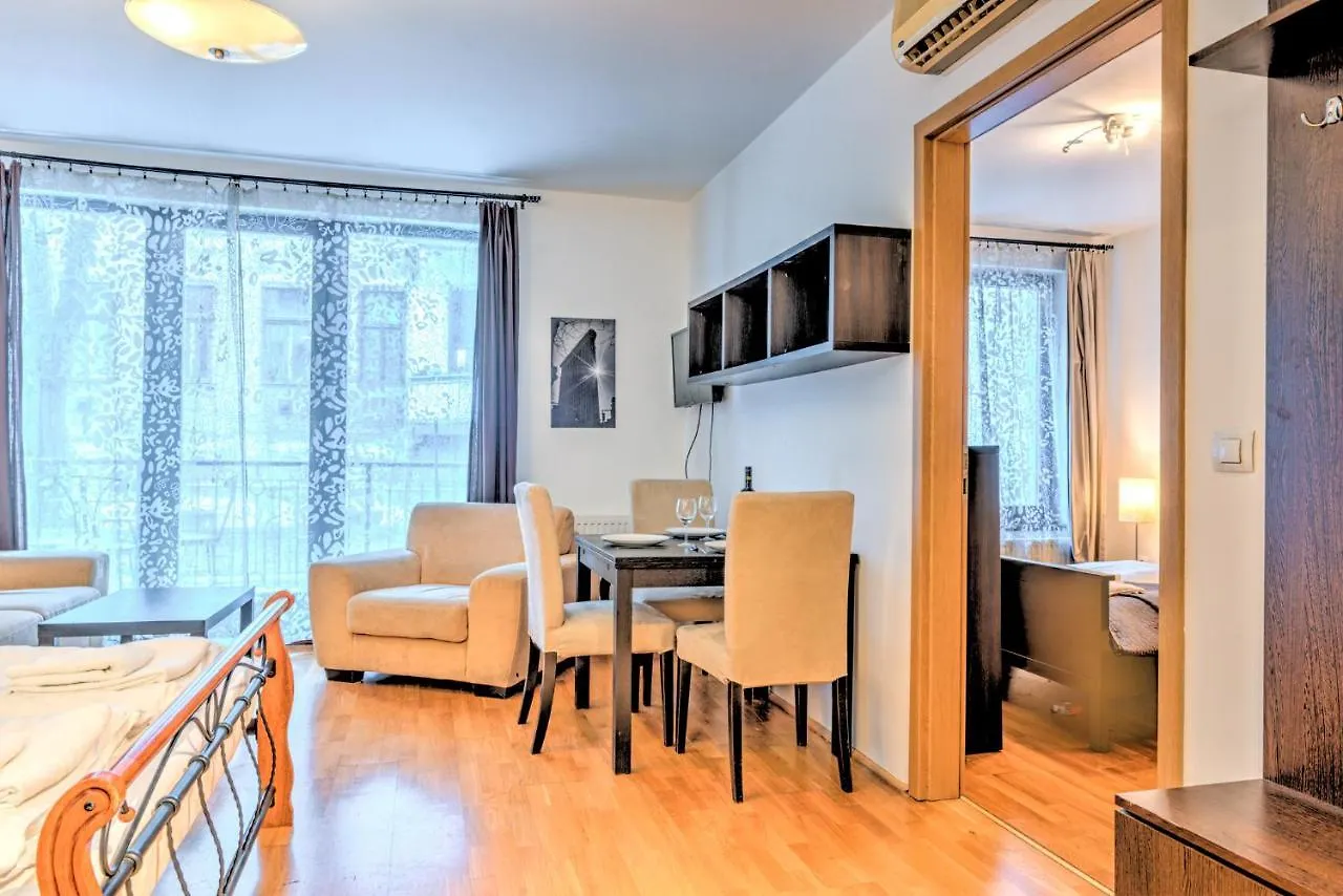 Budapest Central Apartments 0*,